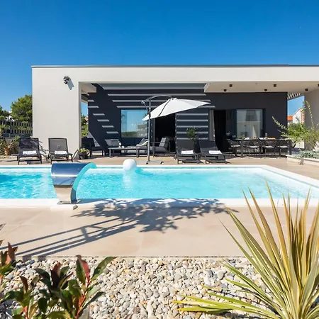 Villa M Vodice