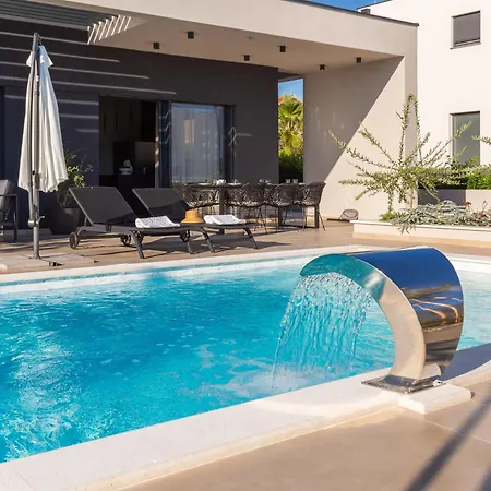 M Villa Vodice